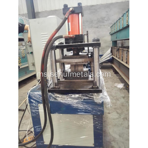 Peralatan pembentuk pintu roller shutter automatik 1.5tons